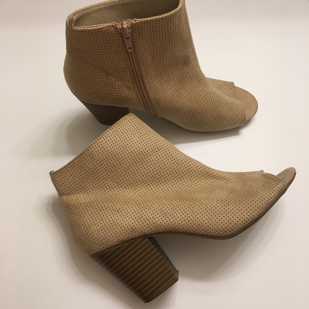 Old navy peep toe booties